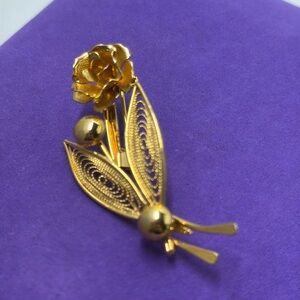 💛 Gold Plated Rose Brooch
